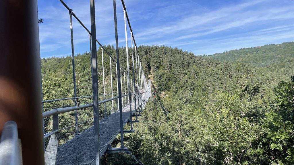 Passerelle himalayenne des Gorges du Lignon